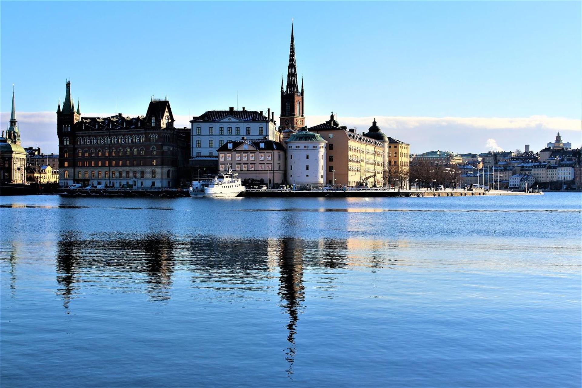 Central Apartment 5Min Drive To The Airport. Stockholm Eksteriør billede